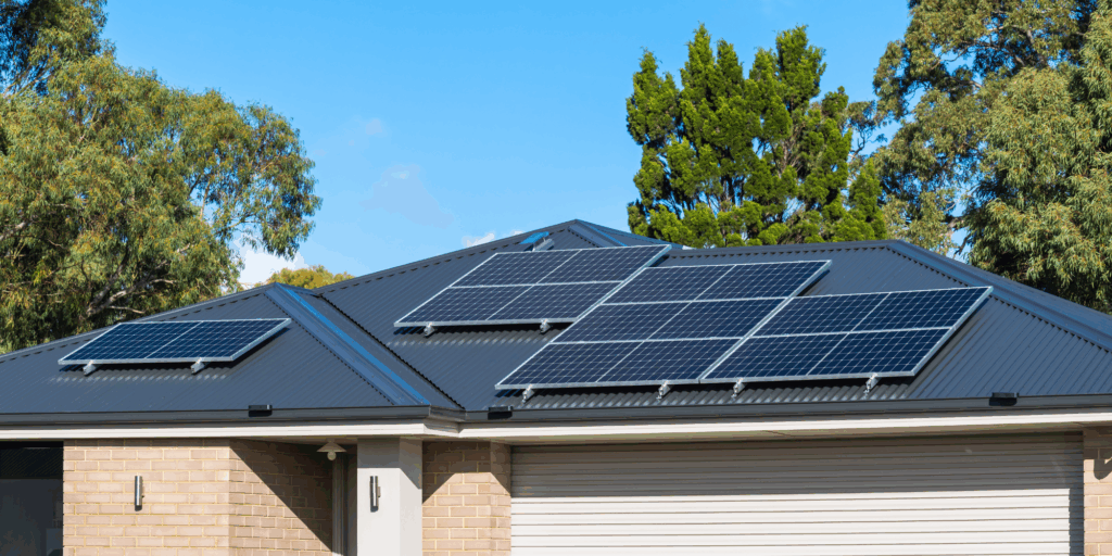 太陽光パネルは重い？