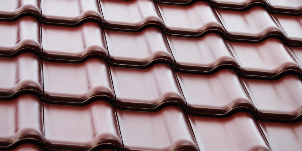 瓦のアスベスト含有リスクと判別・処分法を徹底解説|屋根の安全対策ガイド